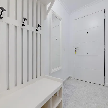 Concordia Beachside Apartment: Near Del Cura & Central Station Torrevieja Exterior photo