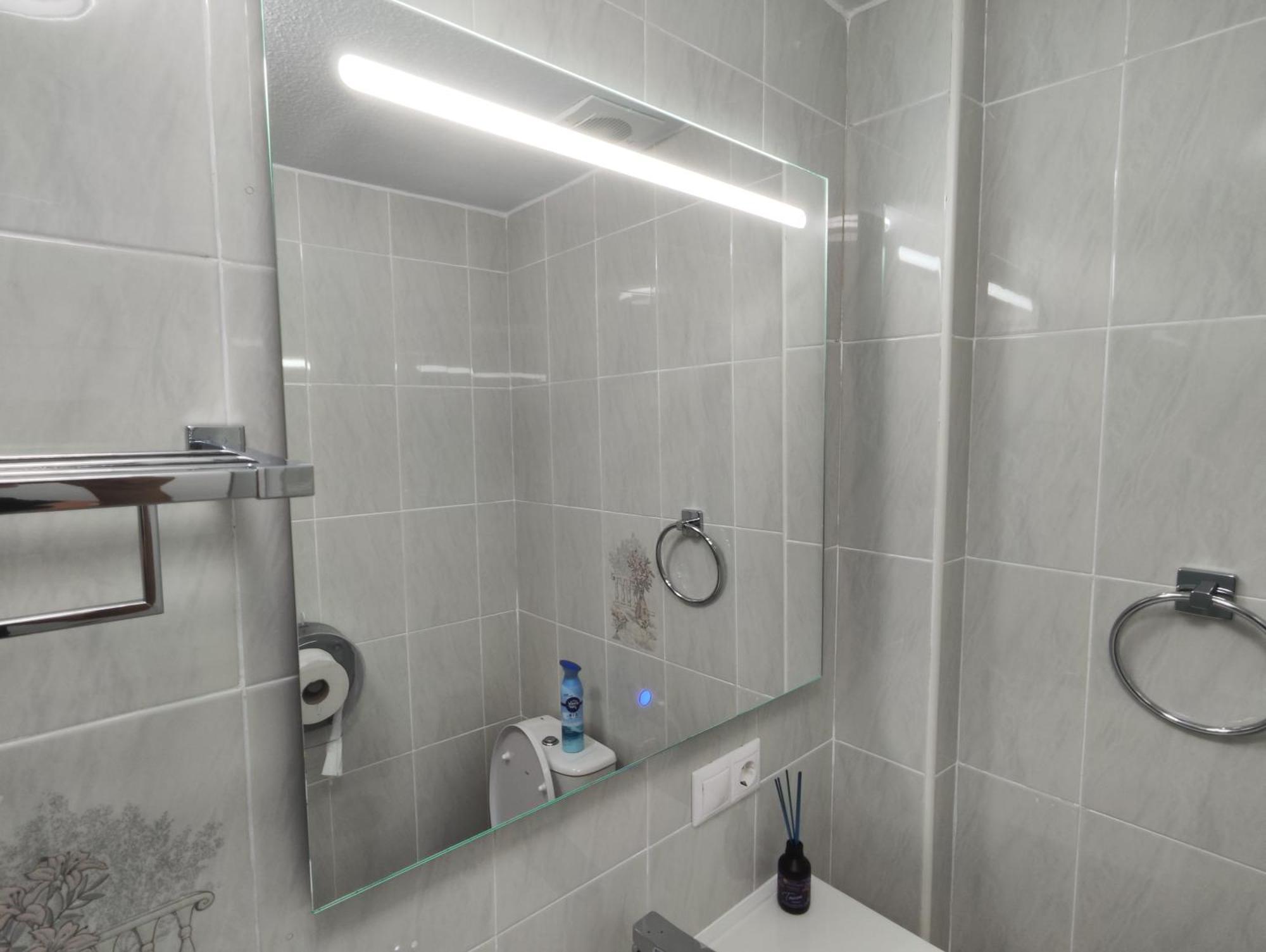 Apartment Concordia Beachside Apartment: Near Del Cura & Station
