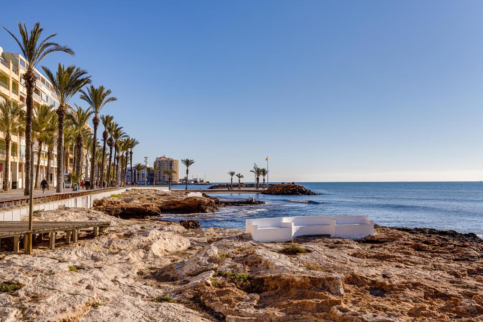 Calle Concordia 86, Two Bedroom Apartment, Up To 6 Guests, Near Del Cura Beach,supermarket Mercadona And Bus Station Apartamento