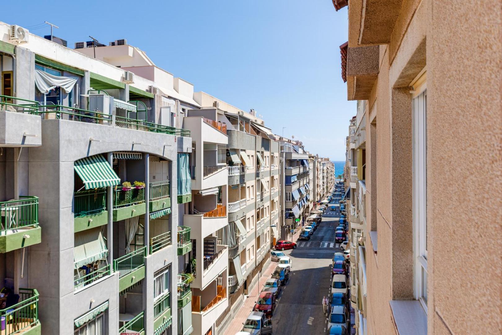 Calle Concordia 86, Two Bedroom Apartment, Up To 6 Guests, Near Del Cura Beach,supermarket Mercadona And Bus Station Apartamento