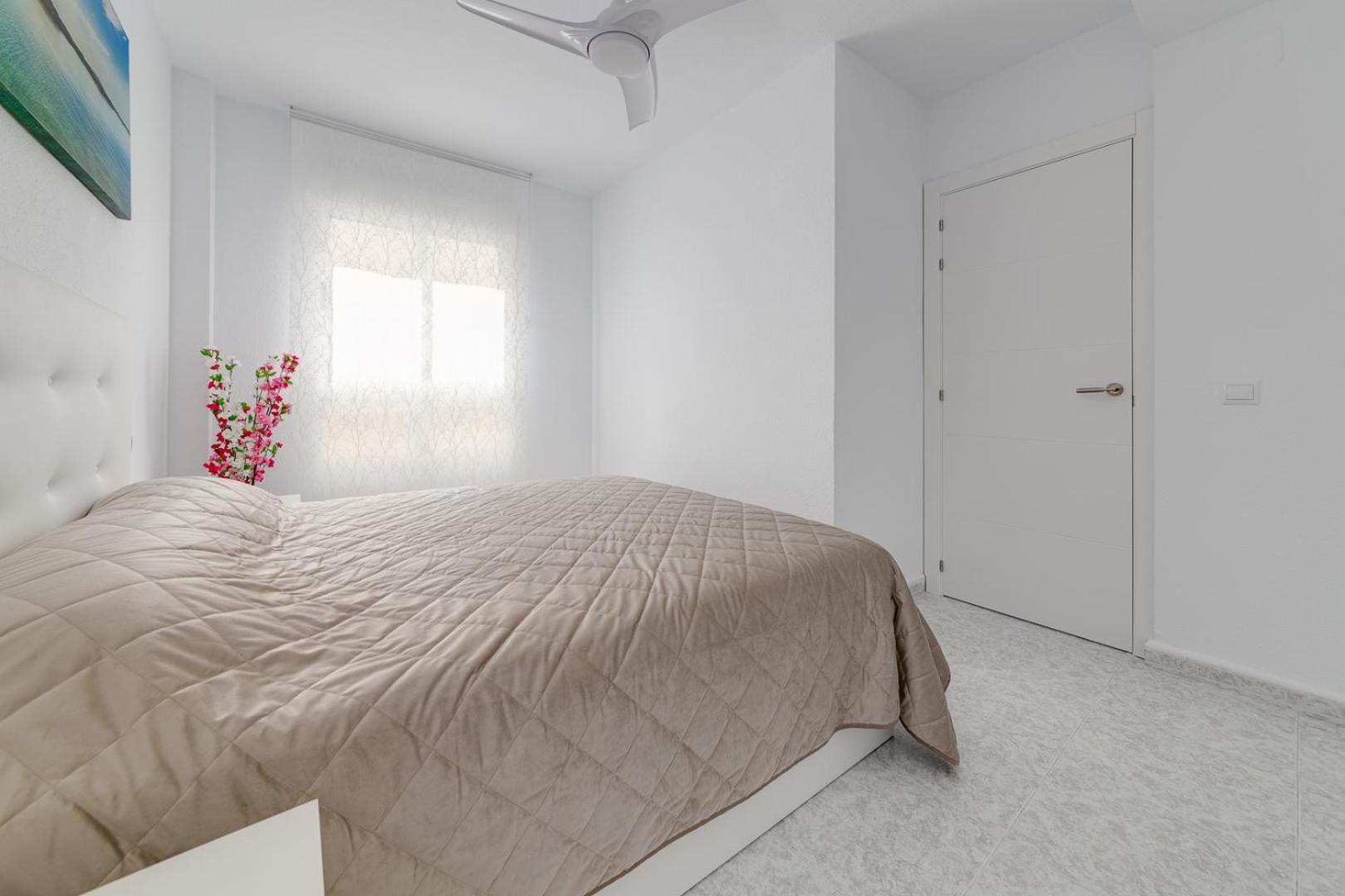 Calle Concordia 86, Two Bedroom Apartment, Up To 6 Guests, Near Del Cura Beach,supermarket Mercadona And Bus Station Apartamento *